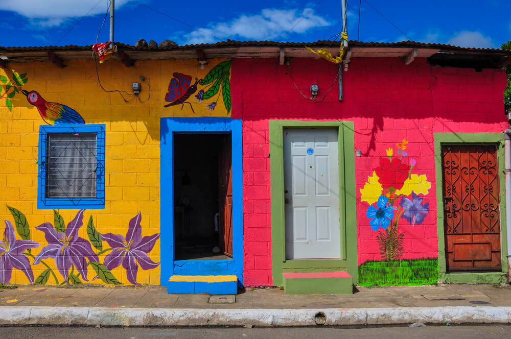 colorful homes in El Salvador