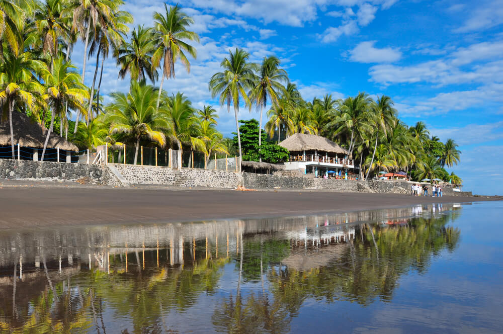 waterfront town of El Zonte in El Salvador