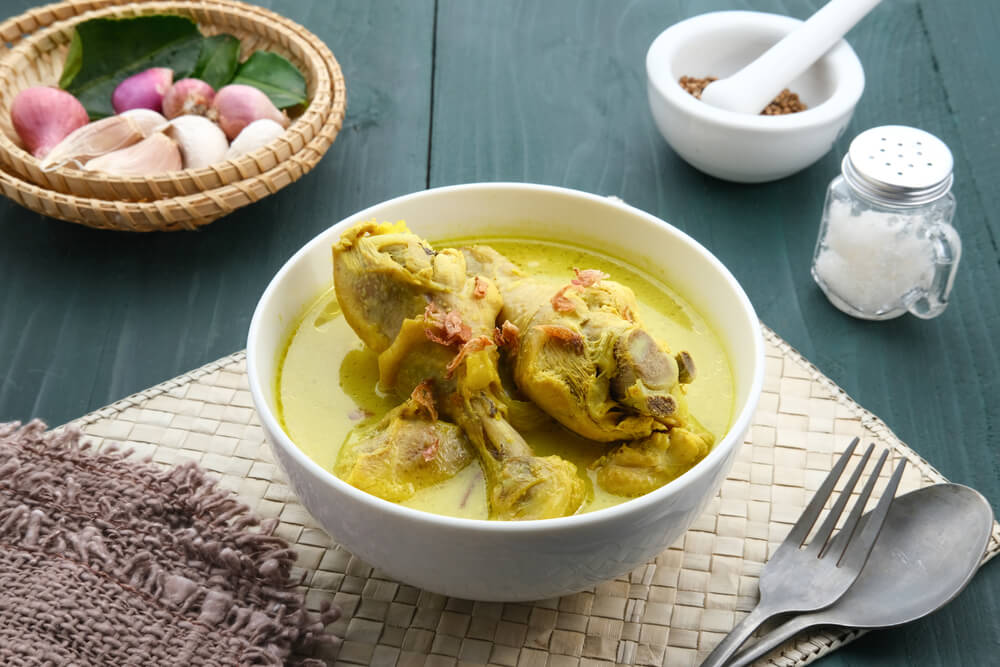 chicken curry in Indonesia