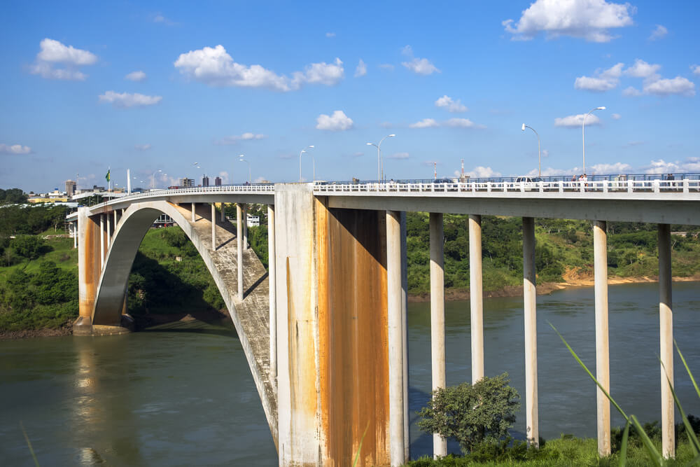 Brazil Paraguay friendship bridge