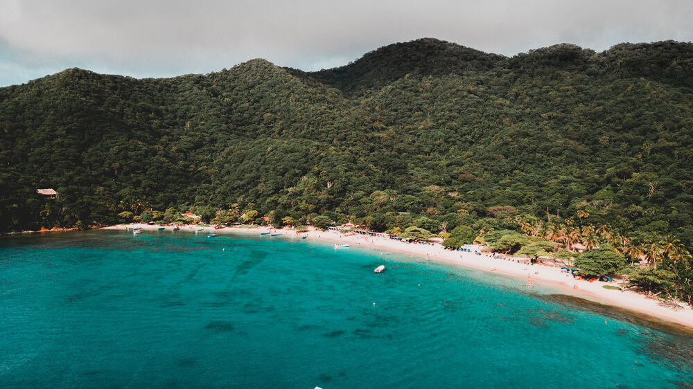 Playa Cristal Santa marta 
