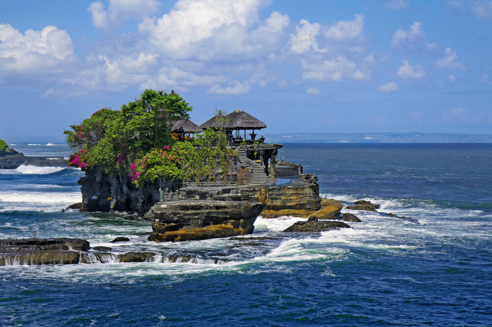 Pura Tanah Lot (Bali) temple