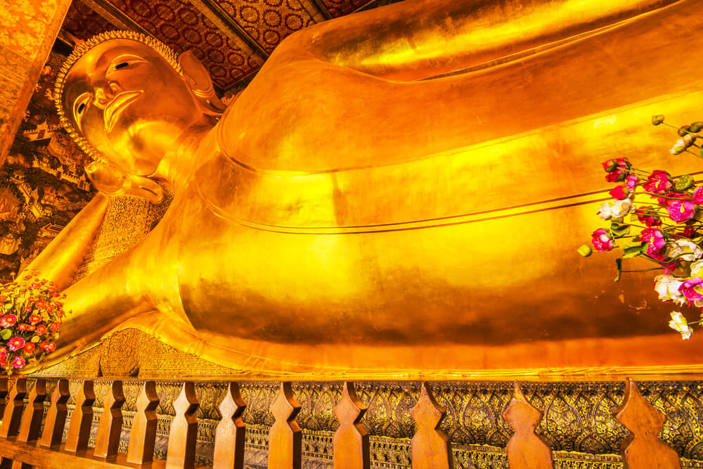 golden Buddha Wat Pho Temple in Southeast Asia