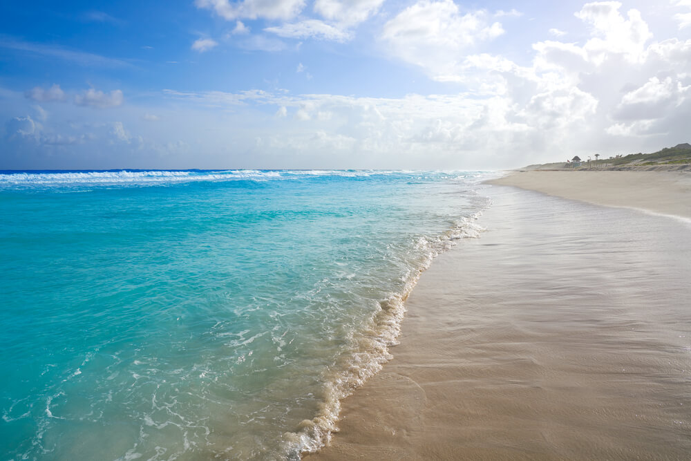long sandy beach Playa San Martin, Cozumel